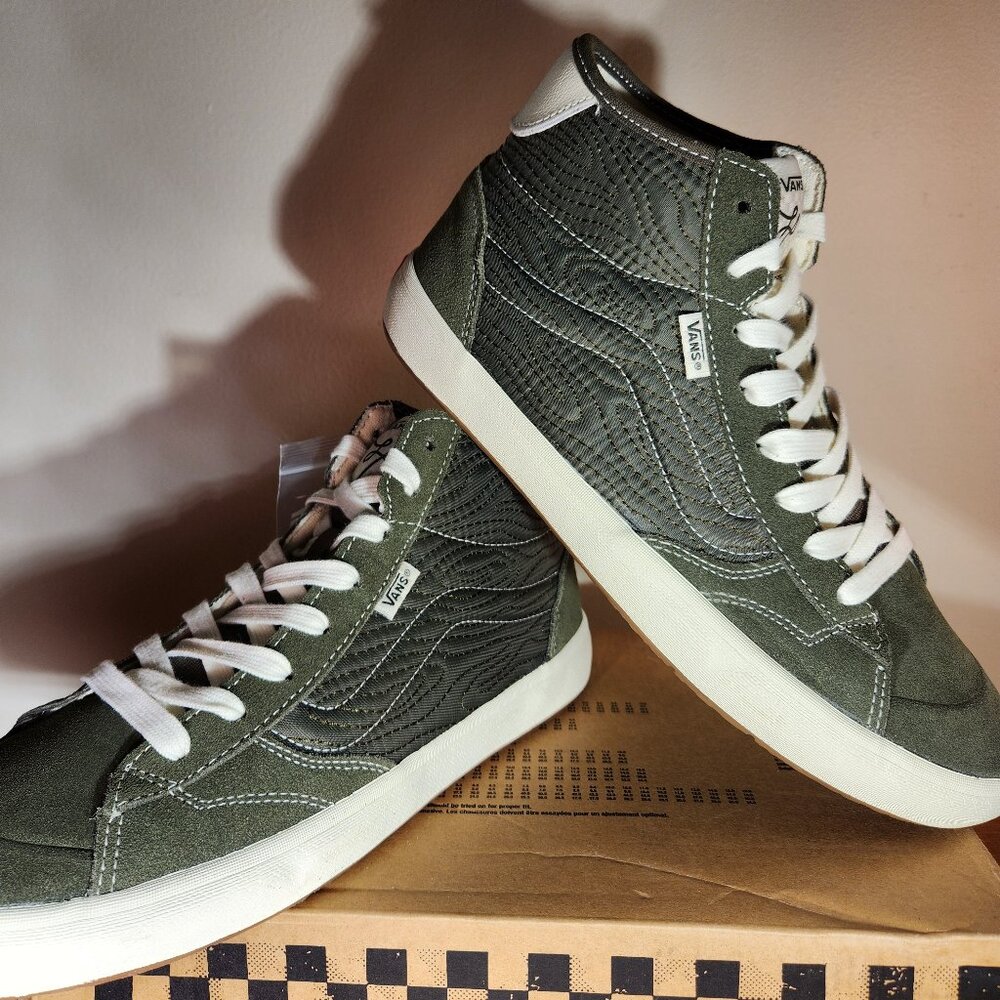NWT VANS Ec Cush The Lizzie Quilted Grape Leaf Sk8-Hi Men (9.0)/ Women (10.5)